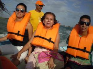 en el peñero en morrocoy