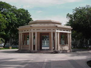 En la Plaza Bolvar
