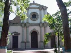 Iglesia Plaza Lara