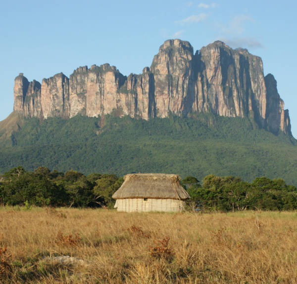 Vista del Akopan