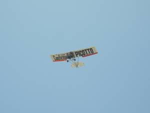 Aeroplano flying over Parguito