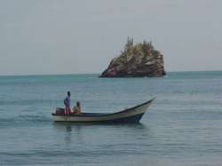 Pescadores en Playa Medina